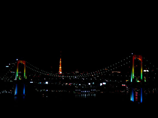 Tokyo Rainbow Bridge at night showing Tokyo Tower