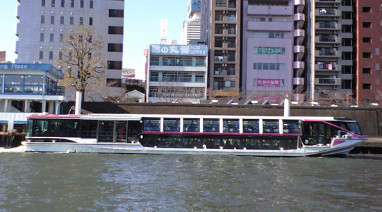 Tokyo sightseeing boat cruise on sumida river